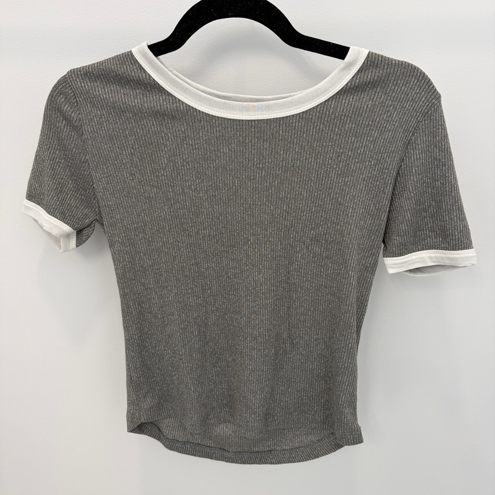 Grey & White Crop Top Tee - Large